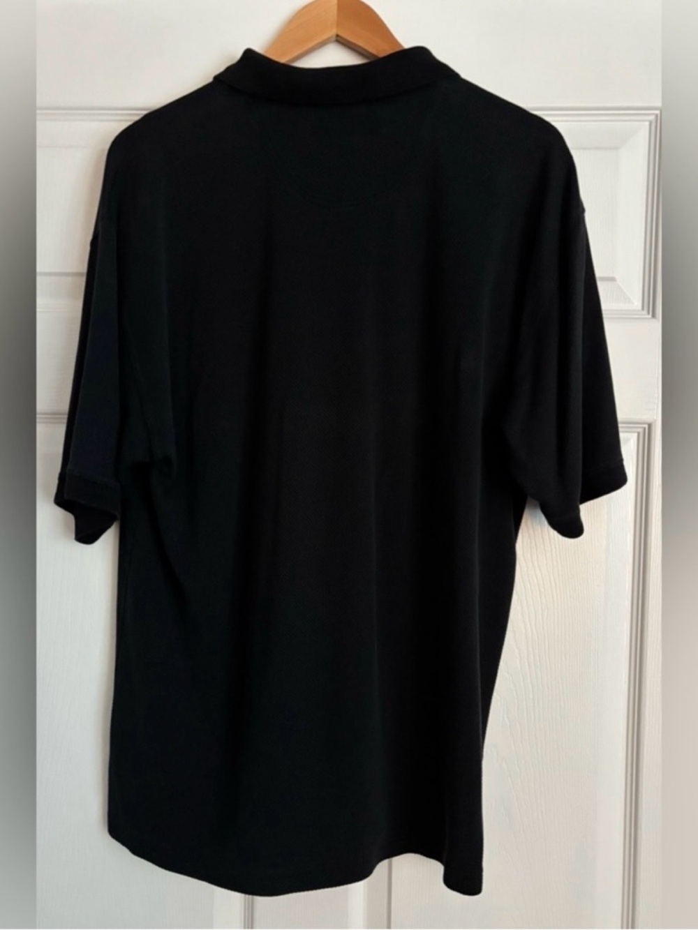 Tommy Bahama Black Polo Medium - Picture 2 of 2
